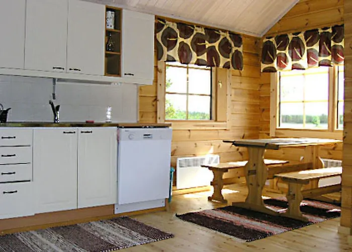 度假居 Iso Marina By Interhome Karvonen